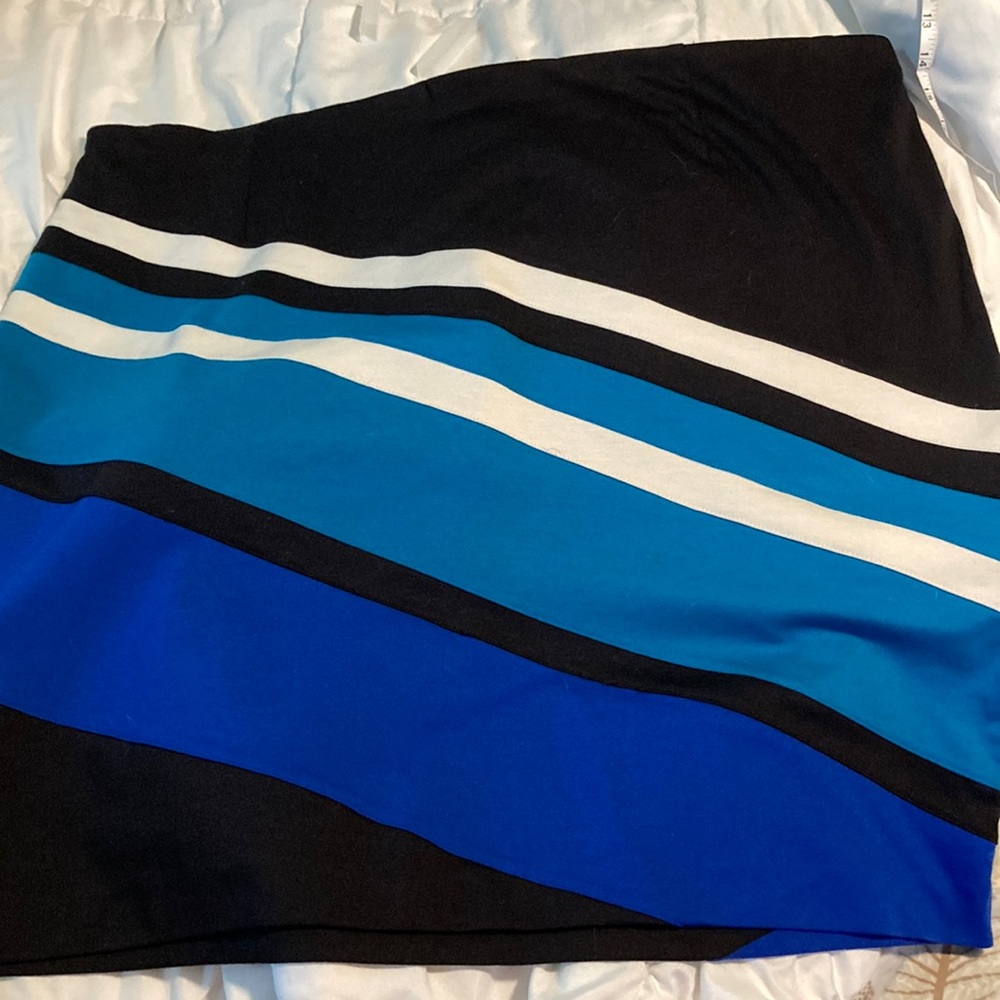 ***  2 for $16!!!!!!  This Skirt & Purple Skirt! Sharp professional pencil skirt